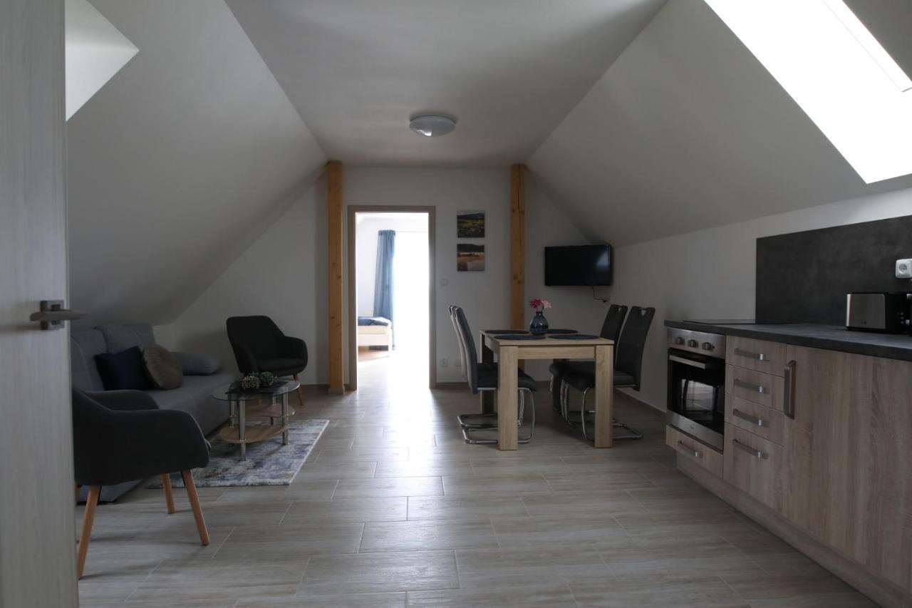 Apartmany Allis Lipno nad Vltavou Exterior foto