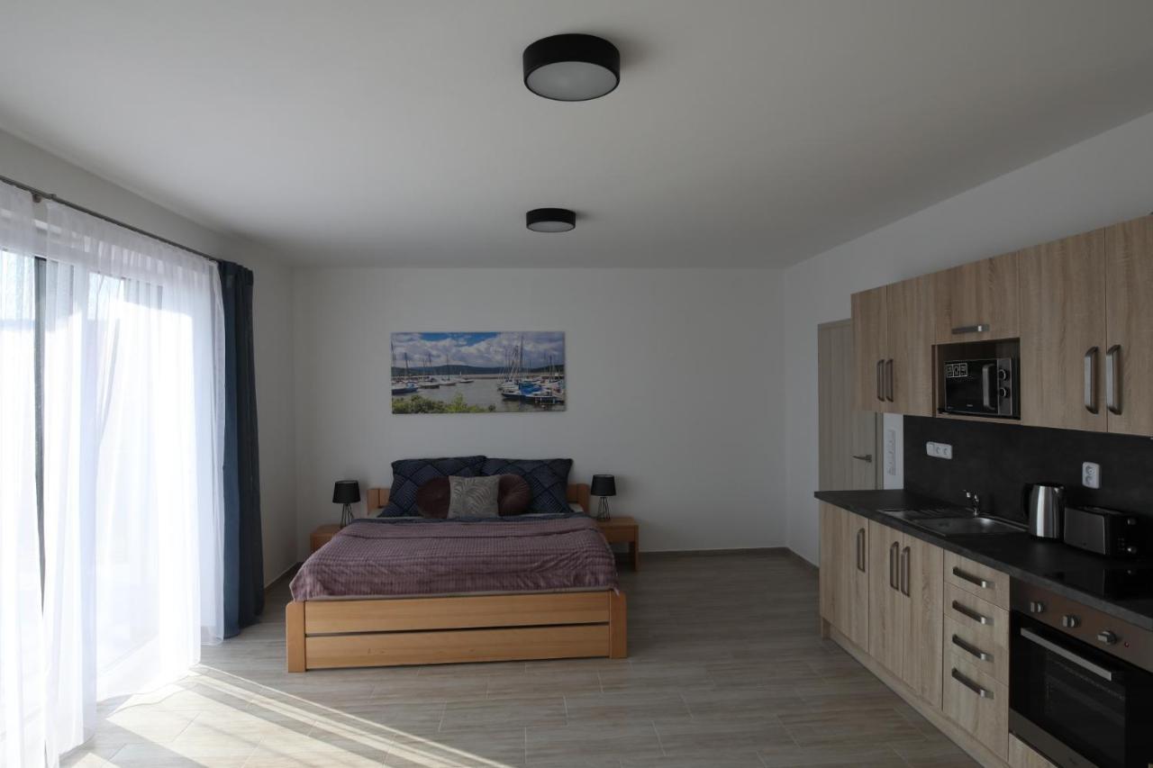 Apartmany Allis Lipno nad Vltavou Exterior foto